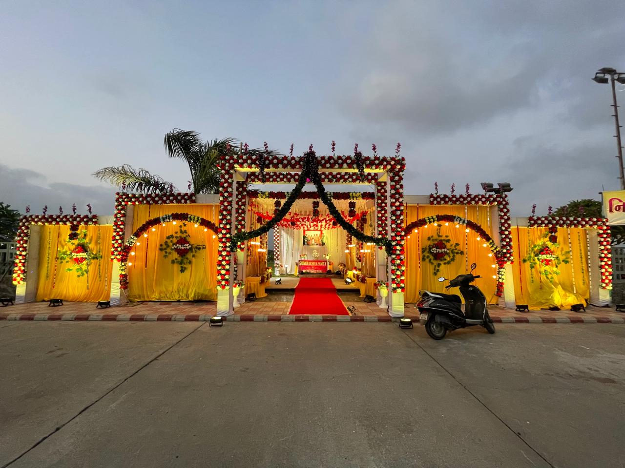 Elegant mandap setup